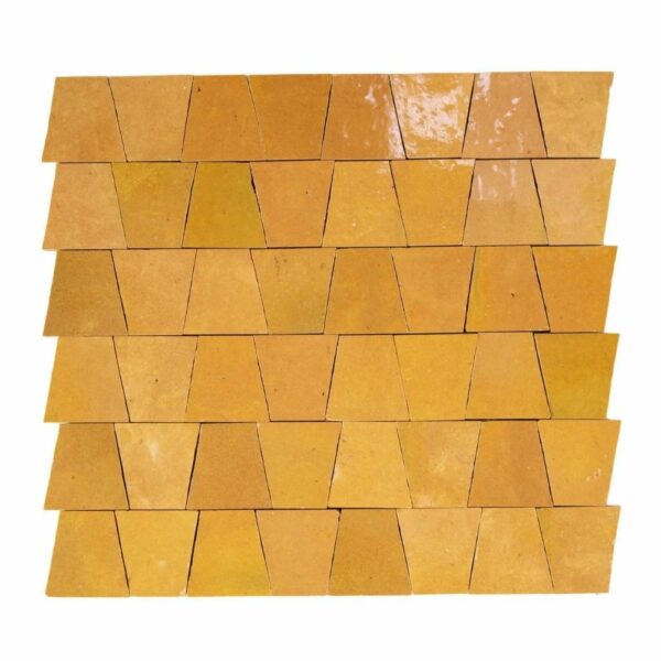 W4011 Mosaique Terre De Zellige Forme Trapeze 3.1X4.9 Cm 32.5X30 Cm 06 Terre d'émail