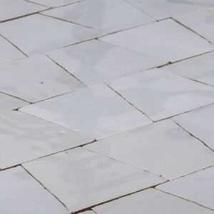 W4059 Mosaique Terre De Zellige Forme Trapeze 3.1X4.9 Cm 32.5X30 Cm 01 Blanc Neige (2)