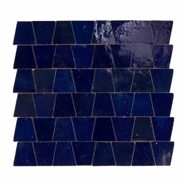 W4091 Mosaique Terre De Zellige Forme Trapeze 3.1X4.9 Cm 32.5X30 Cm 39 Bleu Nuit